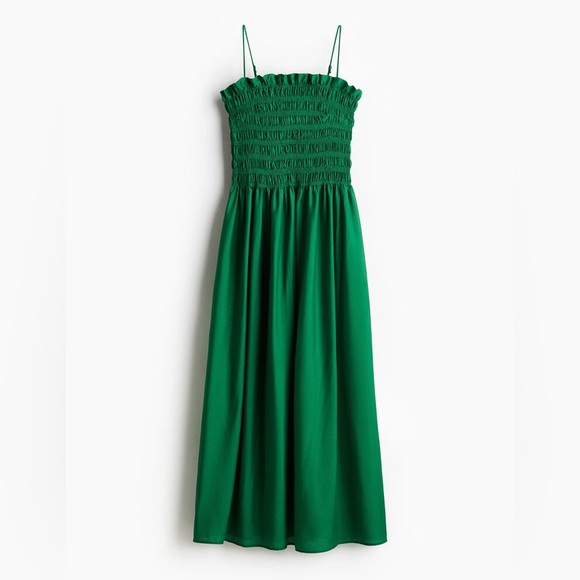H&M Dresses & Skirts - H&M Smocked-Bodice Strappy Green Dress